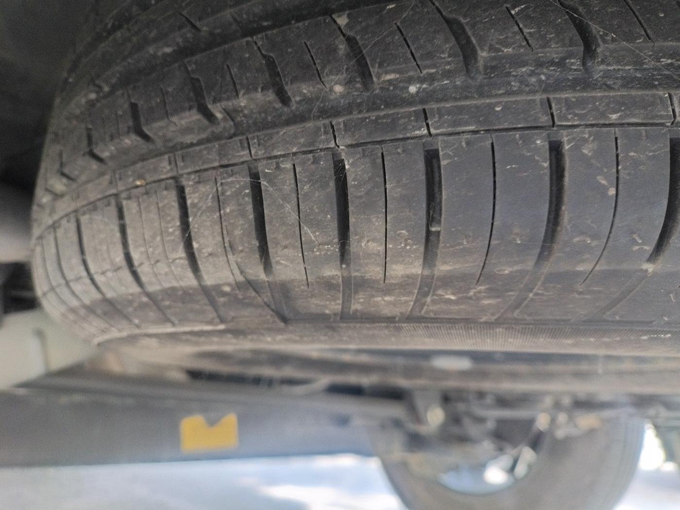 2022 Tata Harrier XT PLUS 2.0L KRYOTEC DARK EDITON, Diesel, Manual, 40,394 km, tyre