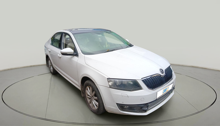 2015 Skoda Octavia Elegance 2.0 TDI AT, Diesel, Automatic, 1,56,431 km, exterior