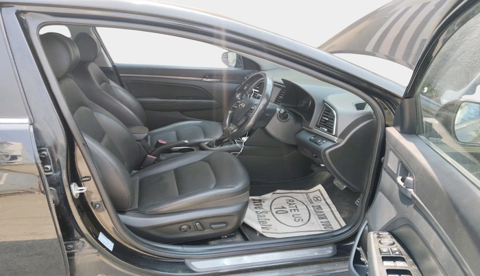 2018 Hyundai New Elantra 2.0 SX(O) AT PETROL, Petrol, Automatic, 73,410 km, interior