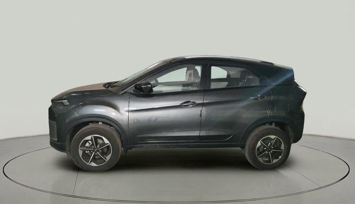 2025 Tata NEXON Creative Plus (PS) 1.2 Petrol DCA Dual Tone, Petrol, Automatic, 730 km, exterior