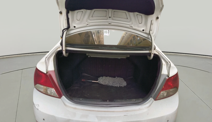 2011 Hyundai Verna FLUIDIC 1.6 CRDI SX, Diesel, Manual, 1,87,690 km, exterior