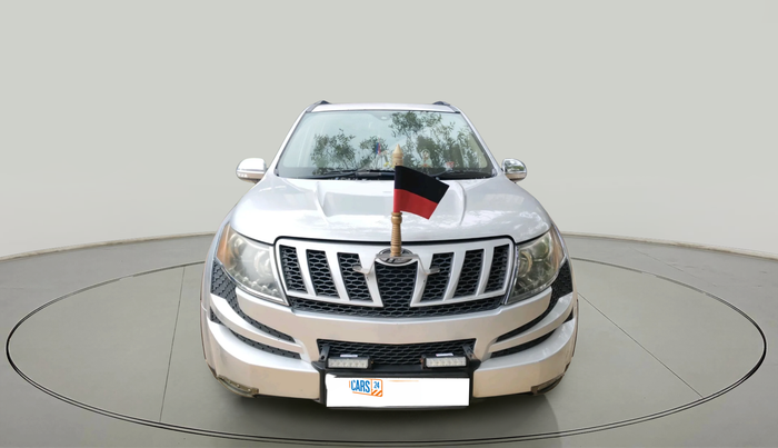 2014 Mahindra XUV500 W8, Diesel, Manual, 1,35,974 km, exterior