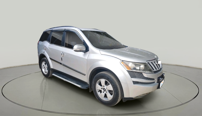 2014 Mahindra XUV500 W8, Diesel, Manual, 1,35,974 km, exterior