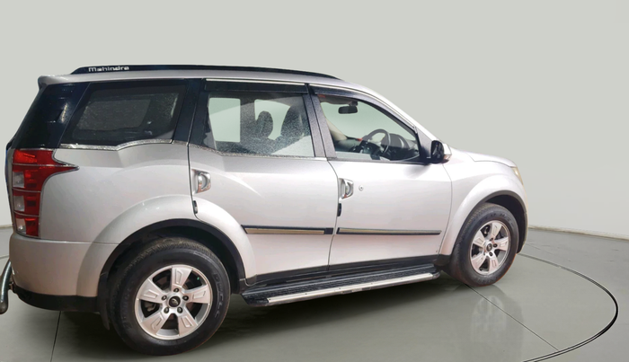 2014 Mahindra XUV500 W8, Diesel, Manual, 1,35,974 km, exterior