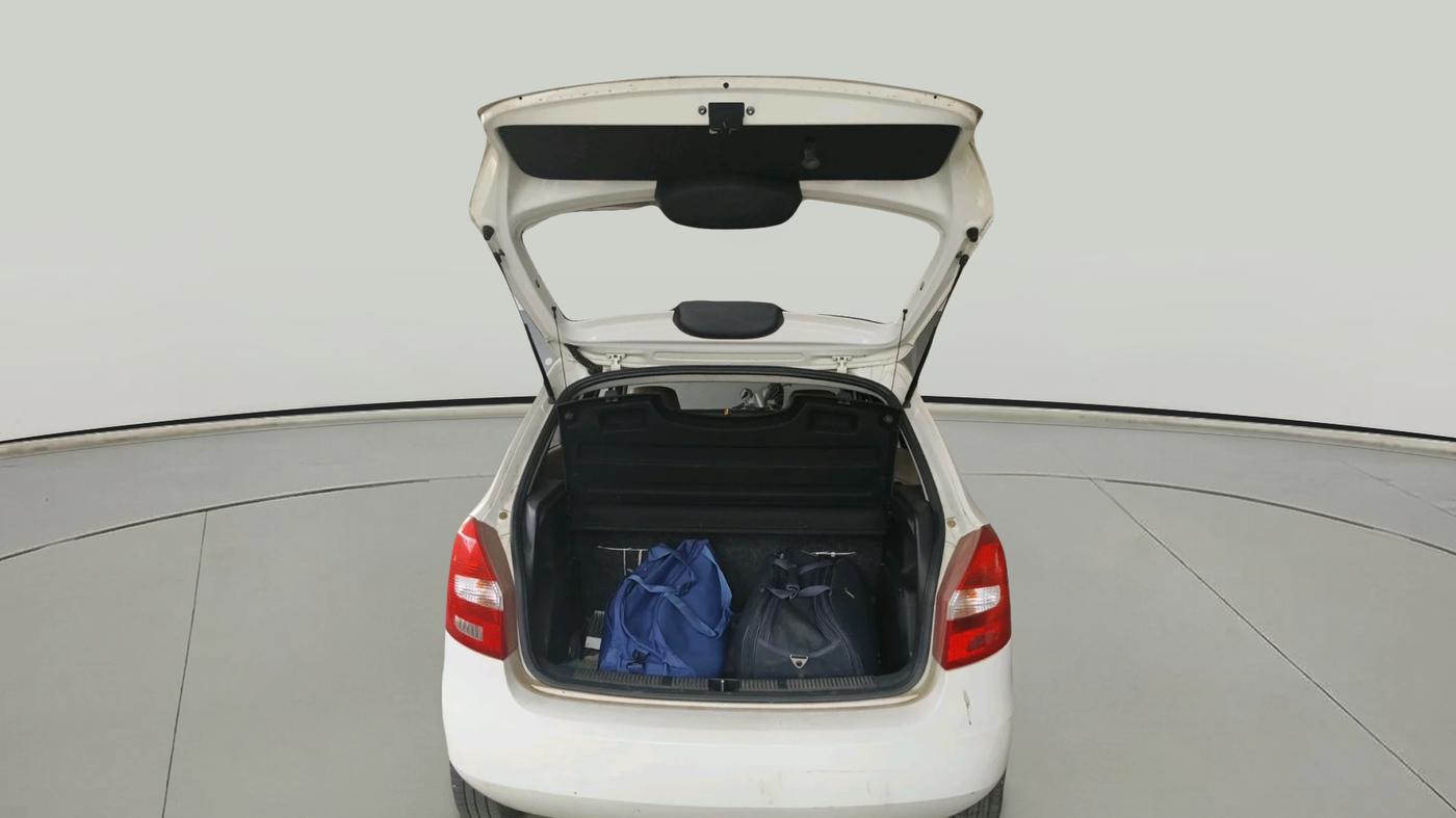 2011 Skoda Fabia AMBIENTE 1.2 MPI, Petrol, Manual, 52,646 km, exterior