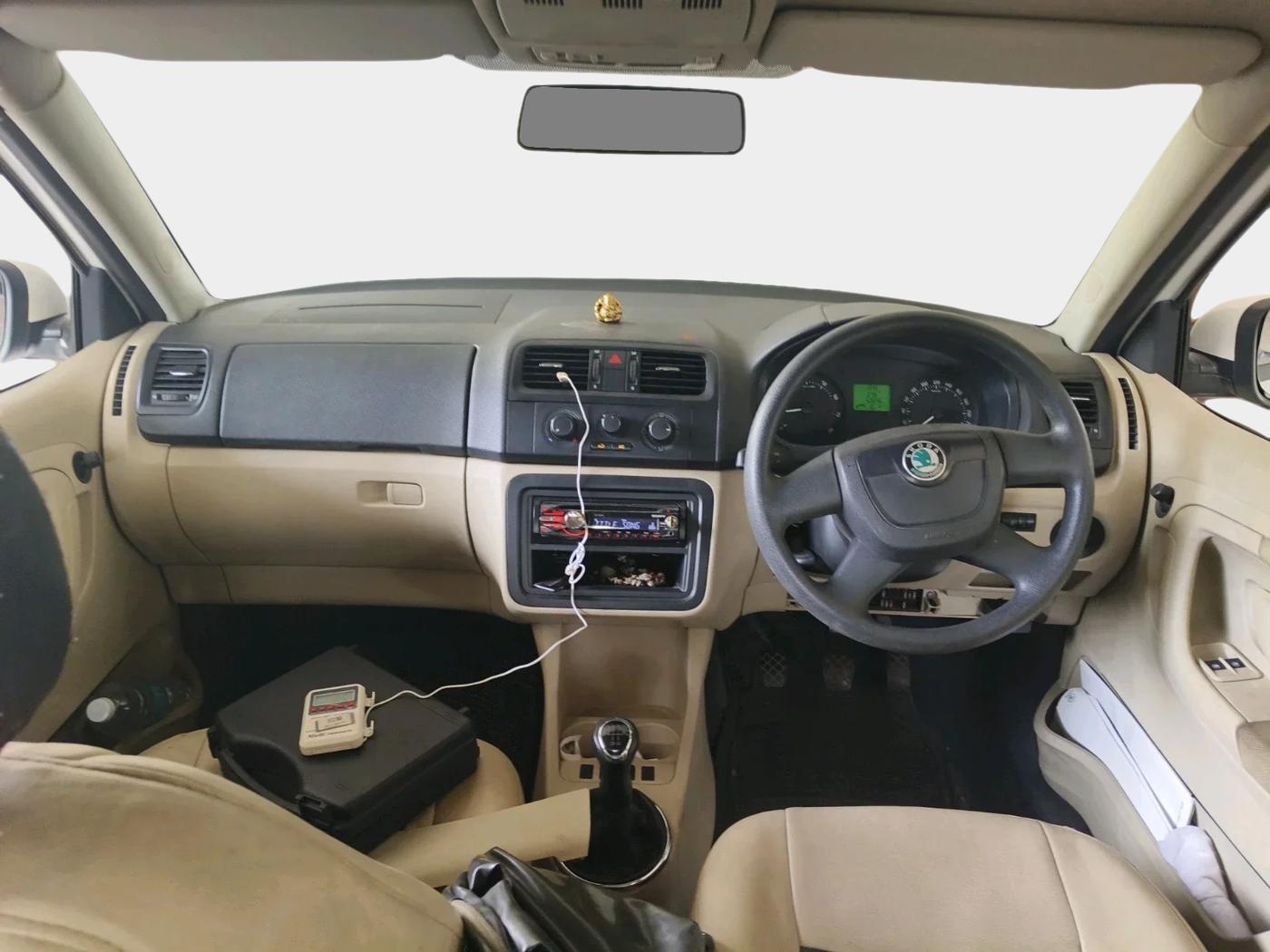 2011 Skoda Fabia AMBIENTE 1.2 MPI, Petrol, Manual, 52,646 km, interior