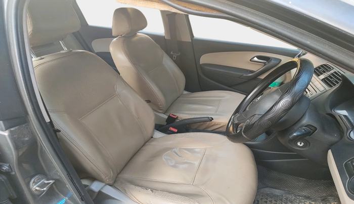 2011 Volkswagen Polo COMFORTLINE 1.2L, Diesel, Manual, 1,43,869 km, interior