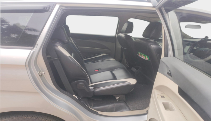 2023 Mahindra MARAZZO M2 7STR, Diesel, Manual, 71,649 km, interior