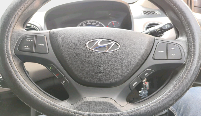 2018 Hyundai Grand i10 SPORTZ 1.2 KAPPA VTVT, Petrol, Manual, 22,992 km, interior