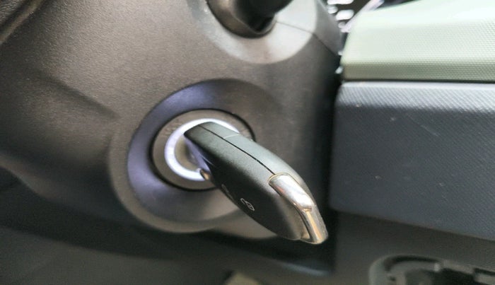 2021 Tata PUNCH ADVENTURE AMT, Petrol, Automatic, 9,981 km, interior