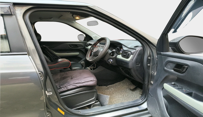 2021 Tata PUNCH ADVENTURE AMT, Petrol, Automatic, 9,981 km, interior