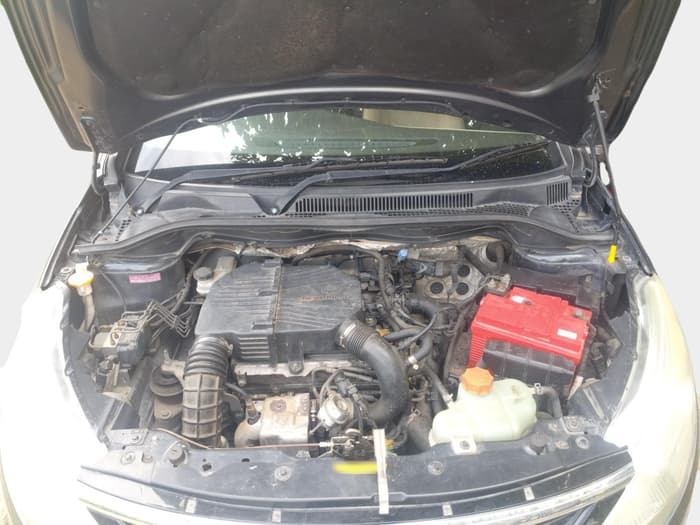 2015 Tata Zest XMS PETROL, Petrol, Manual, 66,697 km, exterior