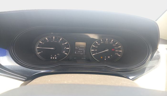 2015 Tata Zest XMS PETROL, Petrol, Manual, 66,697 km, interior