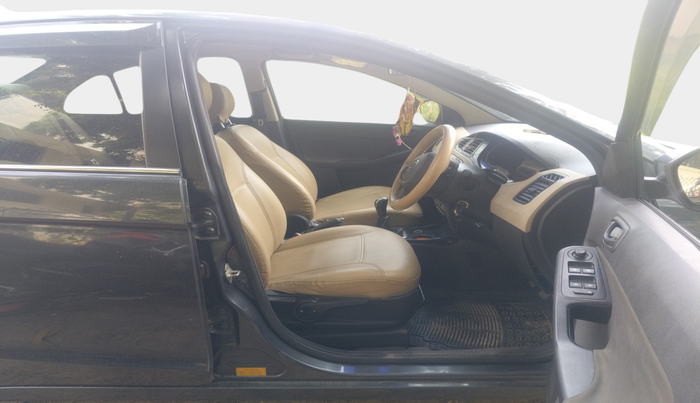 2015 Tata Zest XMS PETROL, Petrol, Manual, 66,697 km, interior