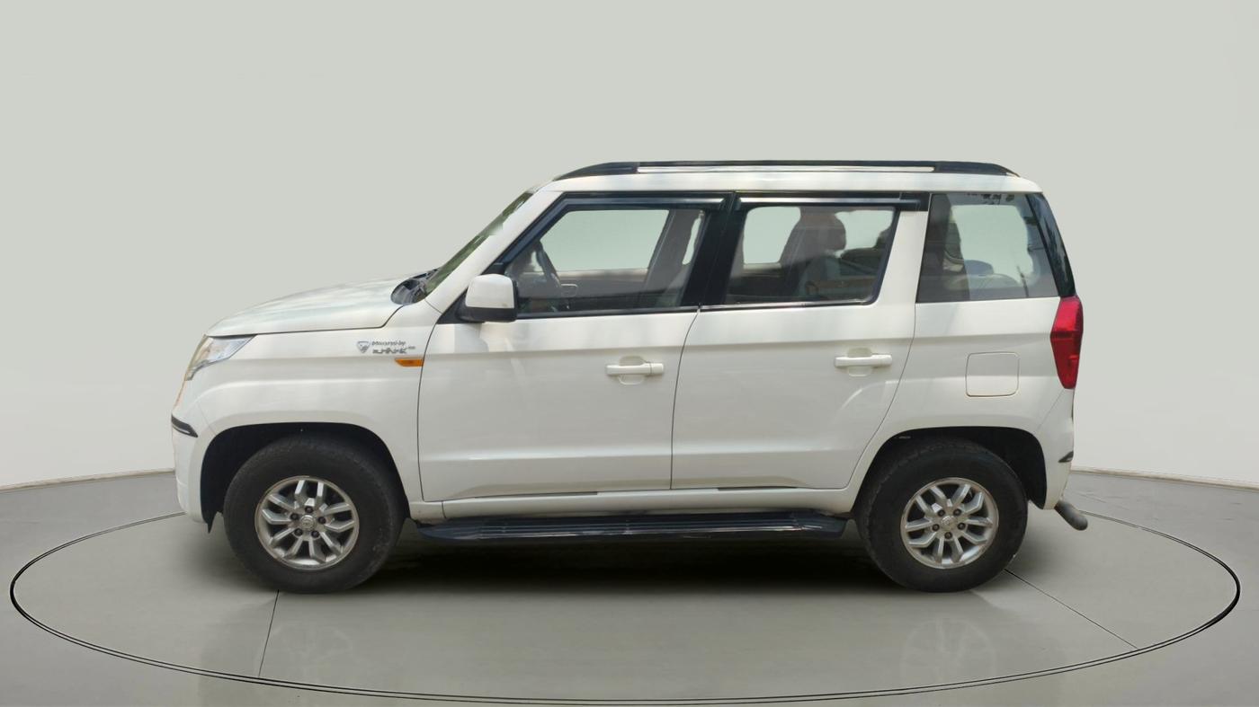 2016 Mahindra TUV300 T8 AMT, Diesel, Automatic, 86,285 km, exterior