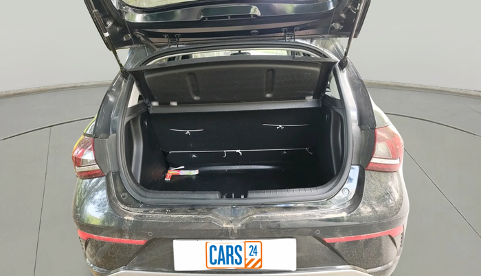 2025 Hyundai NEW I20 Sportz (O) 1.2 IVT, Petrol, Automatic, 17,610 km, exterior