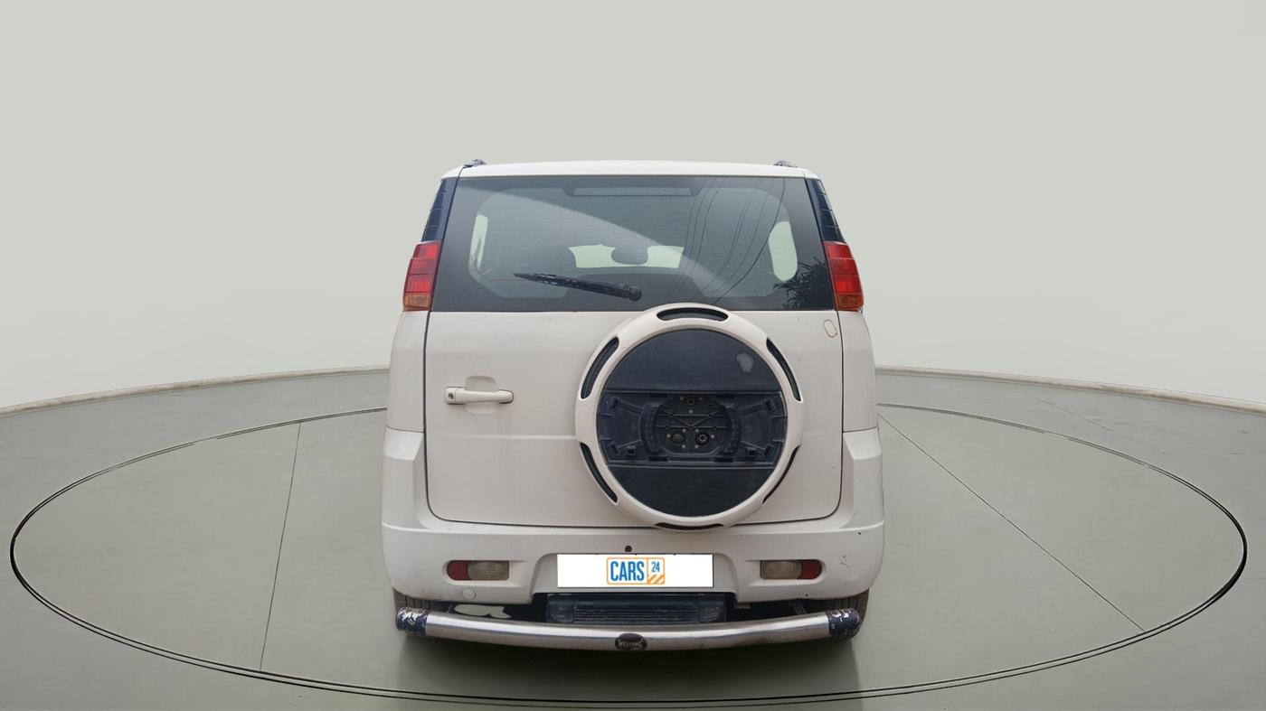 2012 Mahindra Quanto C6, Diesel, Manual, 1,22,507 km, exterior
