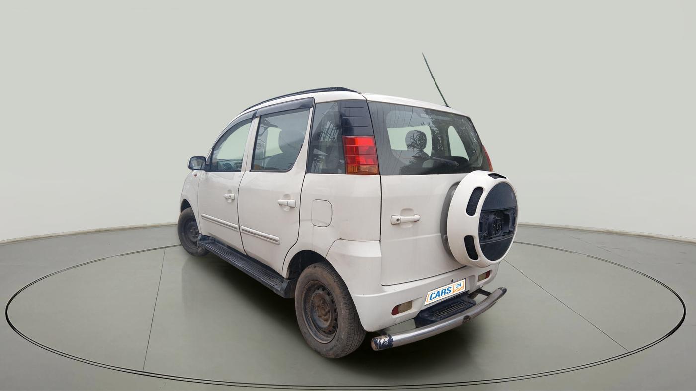 2012 Mahindra Quanto C6, Diesel, Manual, 1,22,507 km, exterior