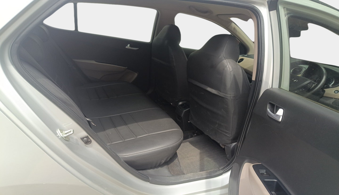 2017 Hyundai Grand i10 ASTA 1.2 KAPPA VTVT, Petrol, Manual, 40,915 km, interior