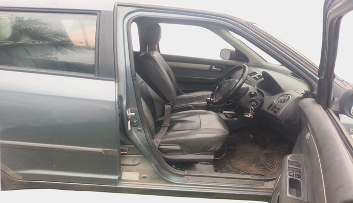 2010 Maruti Swift VDI, Diesel, Manual, 1,00,749 km, interior