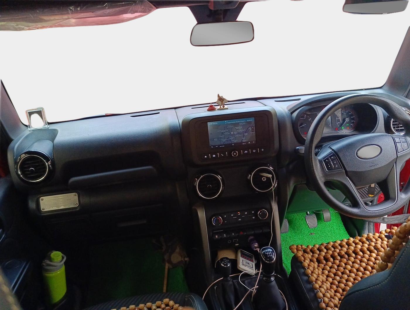 2022 Mahindra Thar LX HT PETROL 4WD MT, Petrol, Manual, 33,311 km, interior