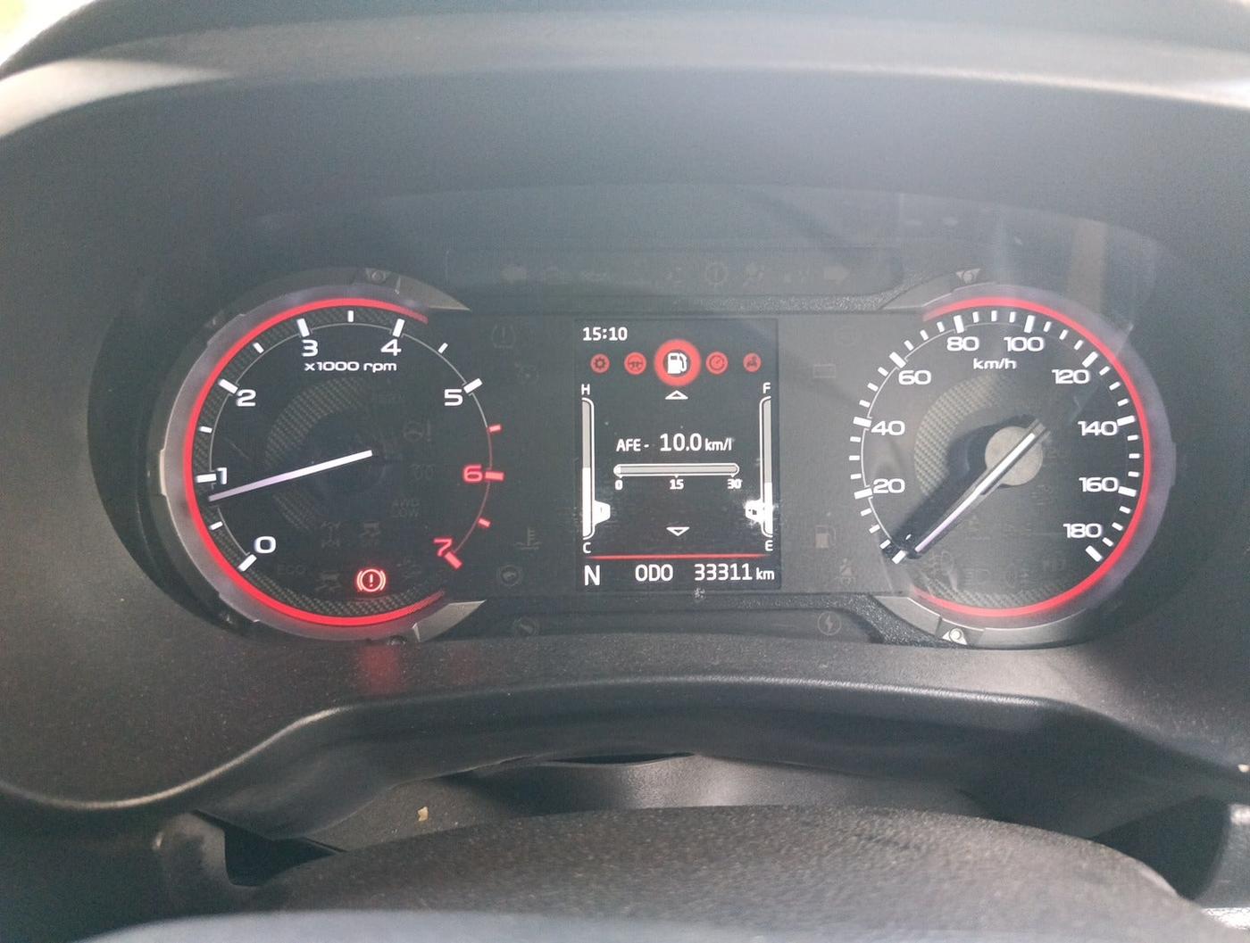 2022 Mahindra Thar LX HT PETROL 4WD MT, Petrol, Manual, 33,311 km, interior