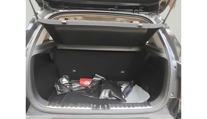 2025 KIA SONET HTK (O) 1.2 Petrol MT, Petrol, Manual, 5,027 km, exterior