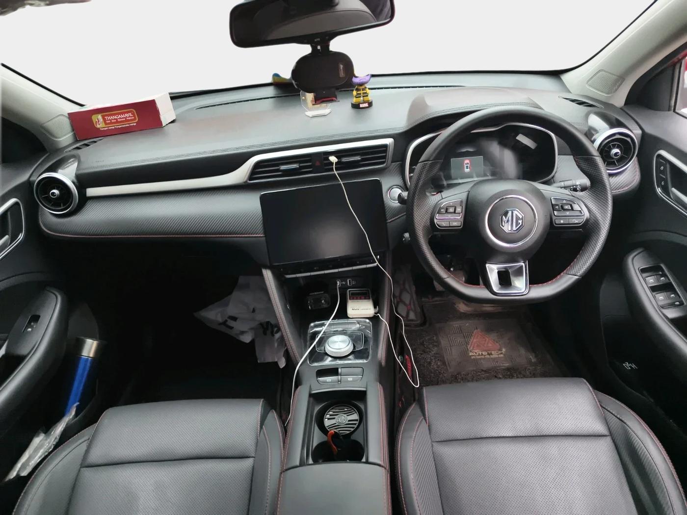 2025 MG ZS EV Essence, Electric, Automatic, 3,324 km, interior