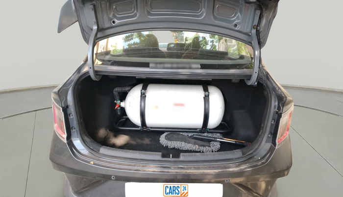 2024 Hyundai AURA SX 1.2 CNG, Petrol, Manual, 48,388 km, exterior