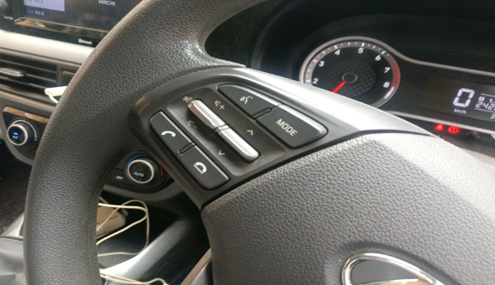 2020 Hyundai GRAND I10 NIOS SPORTZ 1.2 KAPPA VTVT, Petrol, Manual, 33,419 km, interior