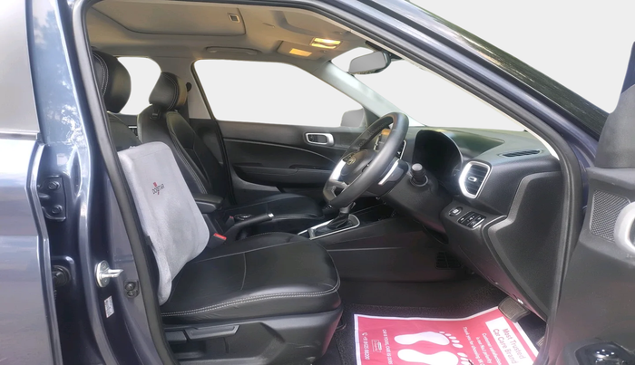 2021 Hyundai VENUE SX 1.0 TURBO, Petrol, Manual, 53,980 km, interior