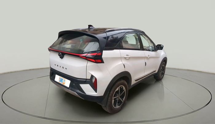 2024 Tata NEXON FEARLESS SUNROOF DCA 1.2 P DUAL TONE, Petrol, Automatic, 16,705 km, exterior