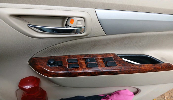 2016 Maruti Ertiga ZXI+, Petrol, Manual, 76,653 km, interior