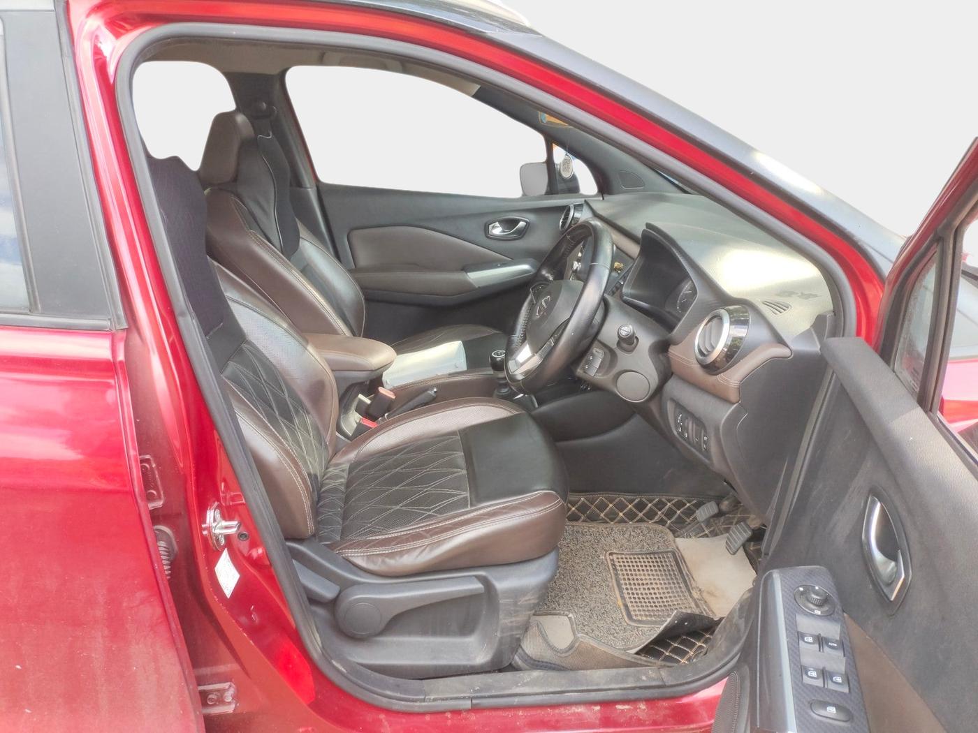 2019 Nissan Kicks XV PREMIUM O DUAL TONE DIESEL, Diesel, Manual, 2,08,001 km, interior