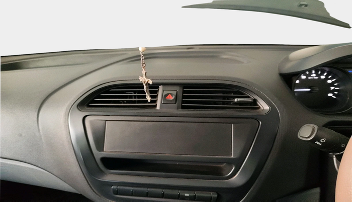 2017 Tata TIGOR XE DIESEL, Diesel, Manual, 75,753 km, interior