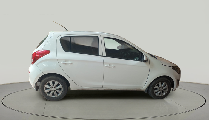 2014 Hyundai i20 SPORTZ 1.4 CRDI, Diesel, Manual, 2,03,825 km, exterior