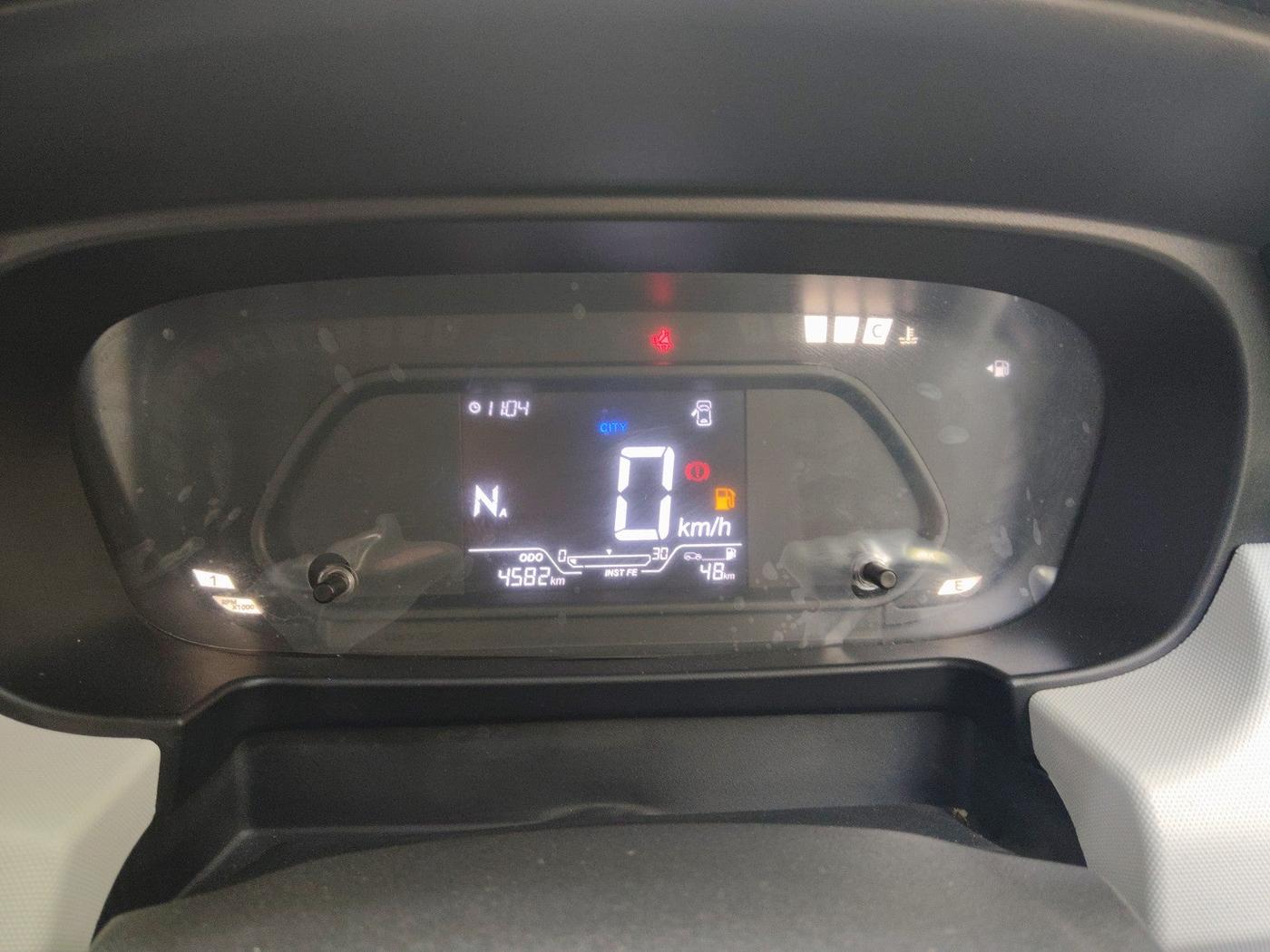 2024 Tata PUNCH  Accomplished AMT Sunroof , Petrol, Automatic, 4,582 km, interior