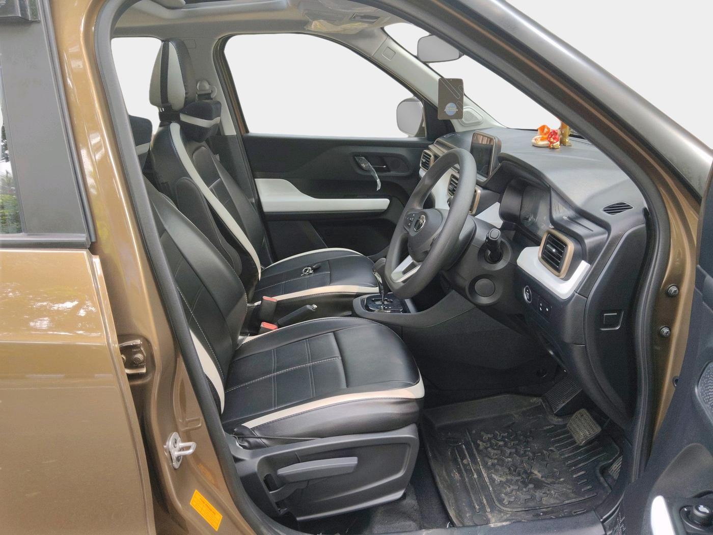 2024 Tata PUNCH  Accomplished AMT Sunroof , Petrol, Automatic, 4,582 km, interior
