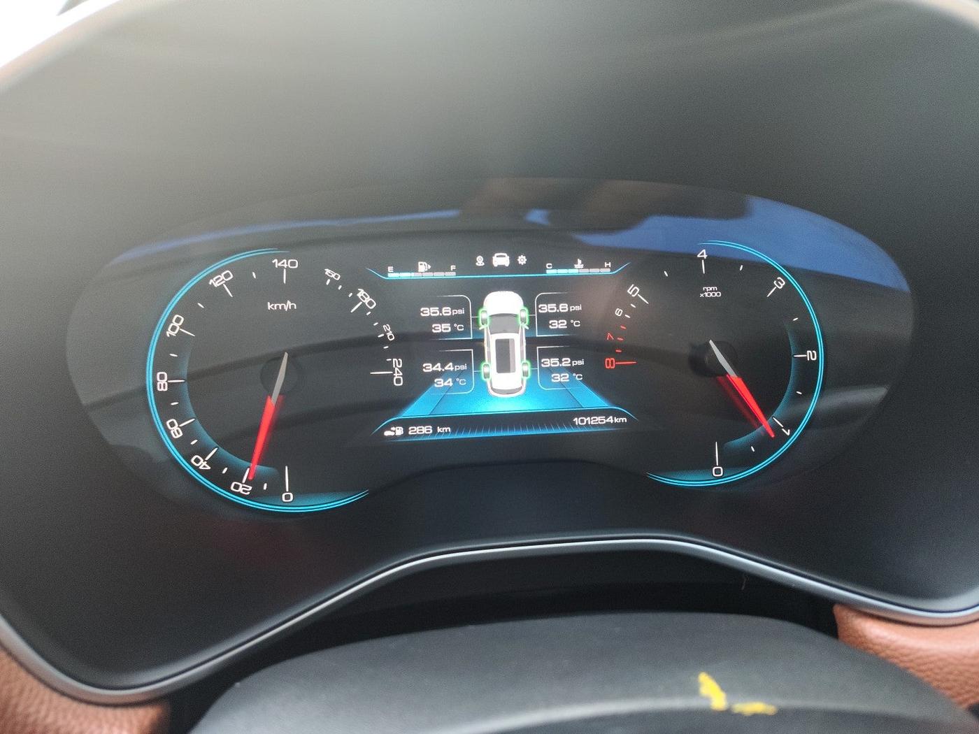 2022 MG HECTOR PLUS SHARP 2.0 DIESEL TURBO MT 6-STR, Diesel, Manual, 1,01,254 km, interior