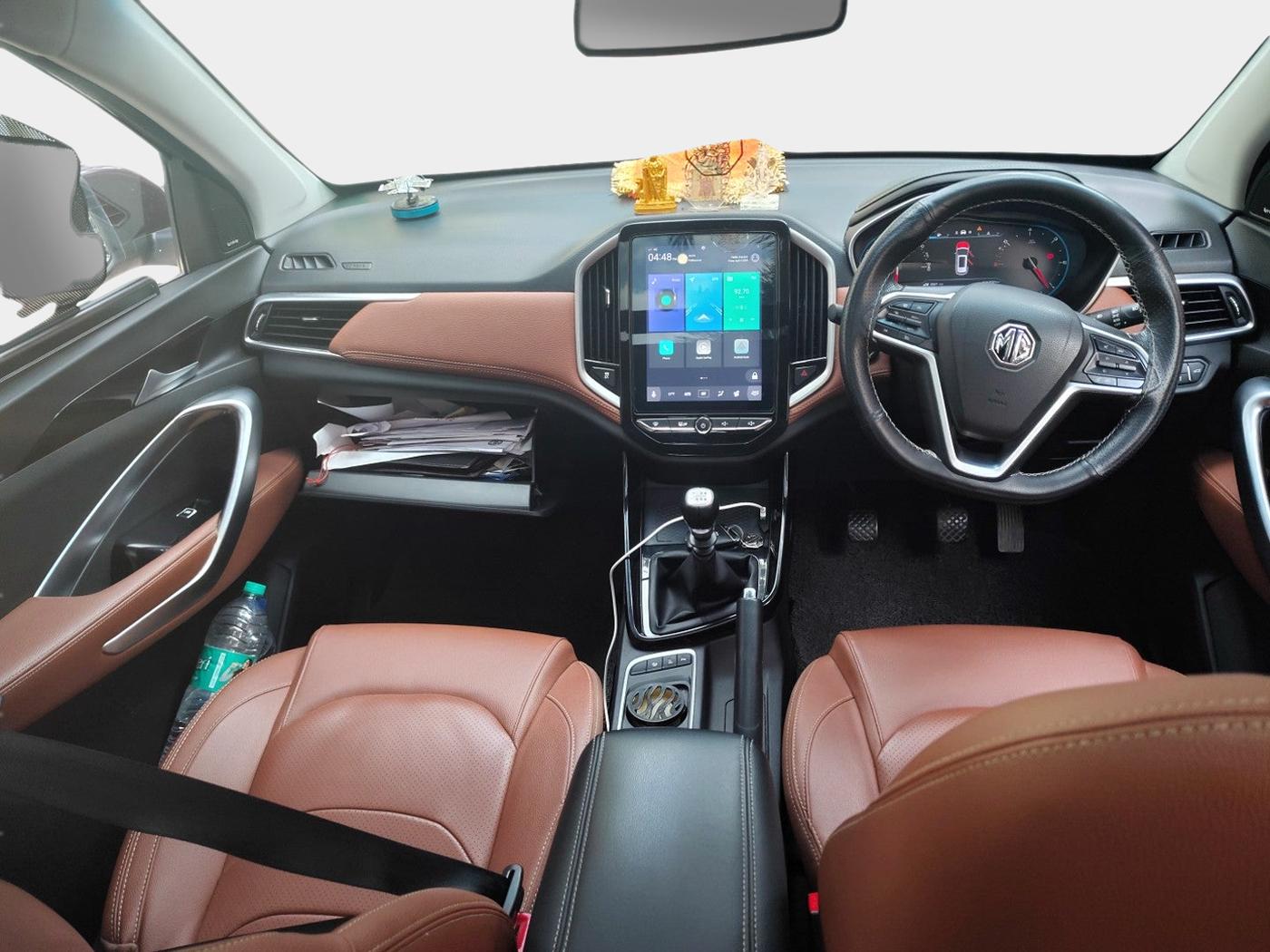 2022 MG HECTOR PLUS SHARP 2.0 DIESEL TURBO MT 6-STR, Diesel, Manual, 1,01,254 km, interior