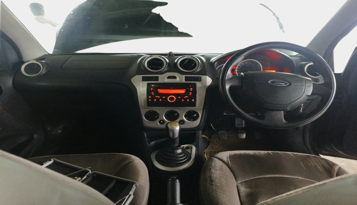 2012 Ford Figo TITANIUM 1.4 DIESEL, Diesel, Manual, 1,11,841 km, interior