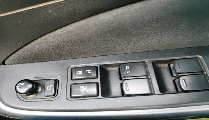 2020 Maruti Swift ZXI PLUS AMT, Petrol, Automatic, 56,722 km, interior