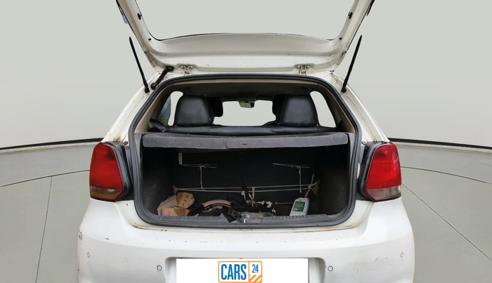 2013 Volkswagen Polo HIGHLINE DIESEL, Diesel, Manual, 1,28,848 km, exterior