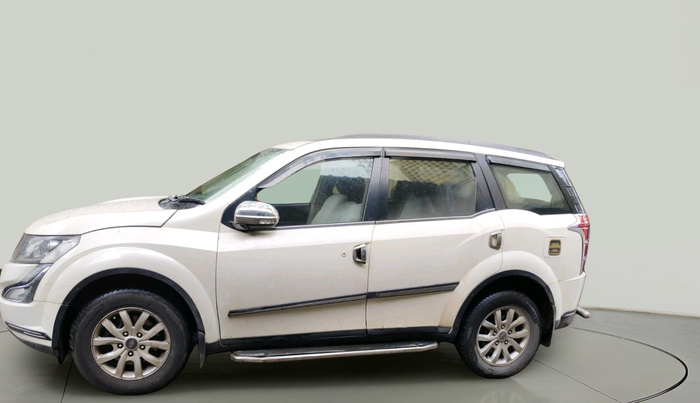 2017 Mahindra XUV500 W10, Diesel, Manual, 1,16,808 km, exterior