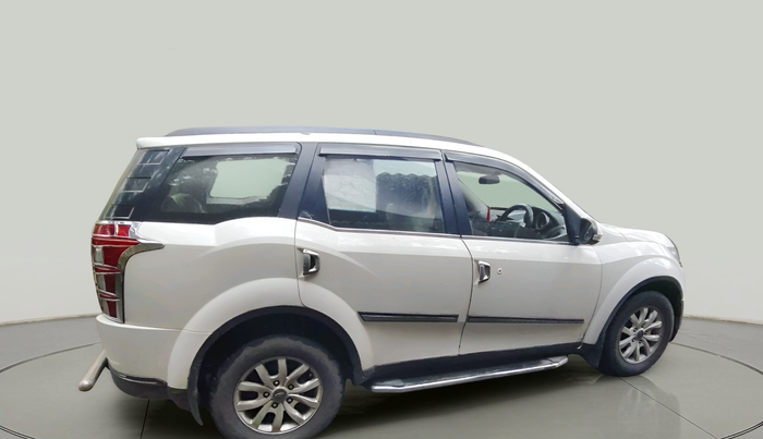 2017 Mahindra XUV500 W10, Diesel, Manual, 1,16,808 km, exterior