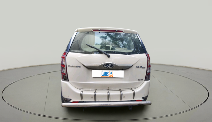 2017 Mahindra XUV500 W10, Diesel, Manual, 1,16,808 km, exterior