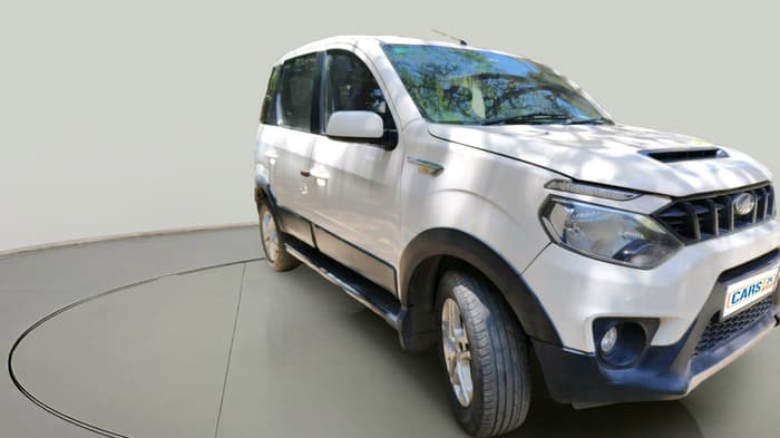 2016 Mahindra NUVOSPORT N8, Diesel, Manual, 1,27,316 km, exterior