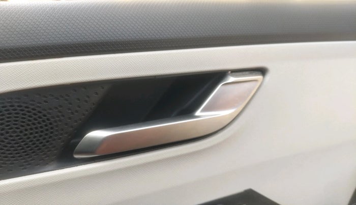 2022 Tata ALTROZ XZ PLUS PETROL, Petrol, Manual, 19,867 km, interior