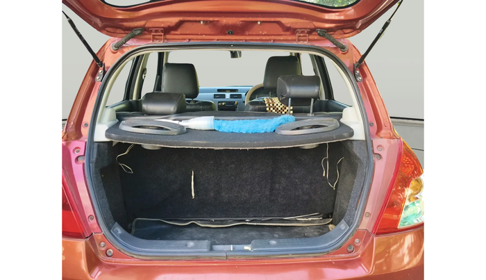 2010 Maruti Swift VXI, Petrol, Manual, 1,00,500 km, exterior