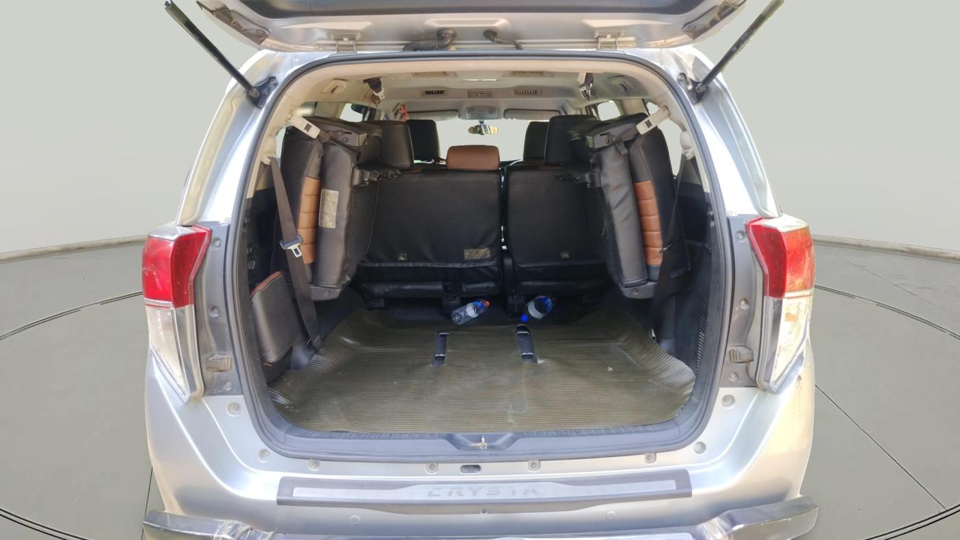 2016 Toyota Innova Crysta 2.4 G 8 STR, Diesel, Manual, 68,840 km, exterior